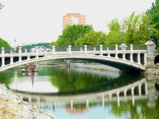 Puente de la Reina - Madrid