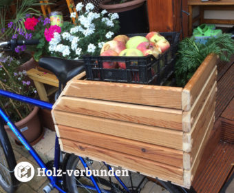 selbstgebauter Fahrradkorb aus Holz